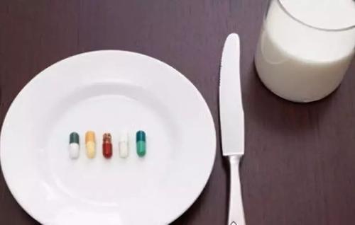 喜歡喝牛奶的你，這4點(diǎn)注意到了嗎？——《健康食品信息服務(wù)網(wǎng)》食品信息咨詢(xún)服務(wù)提醒